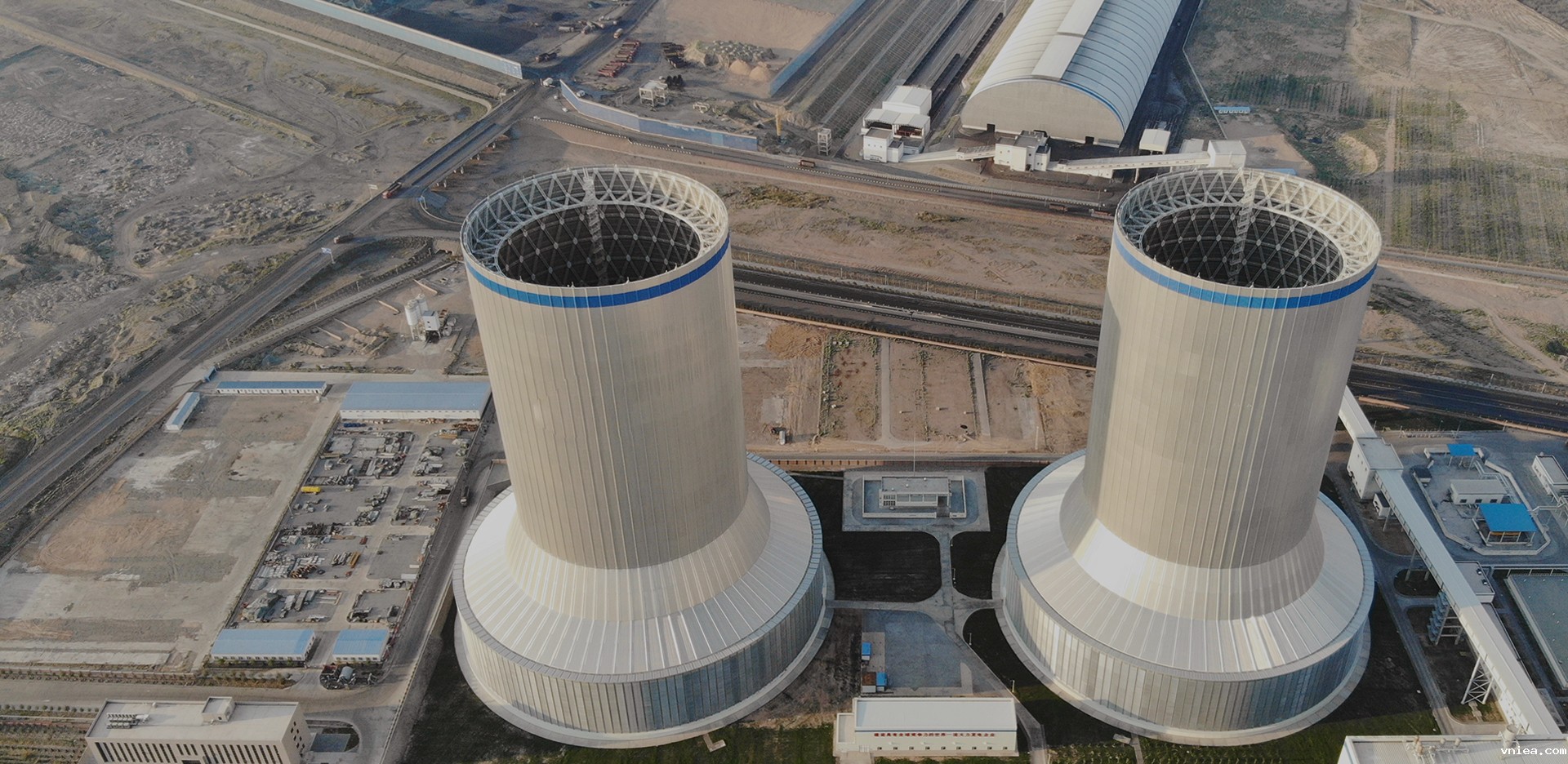 智能化全钢结构间接空冷系统