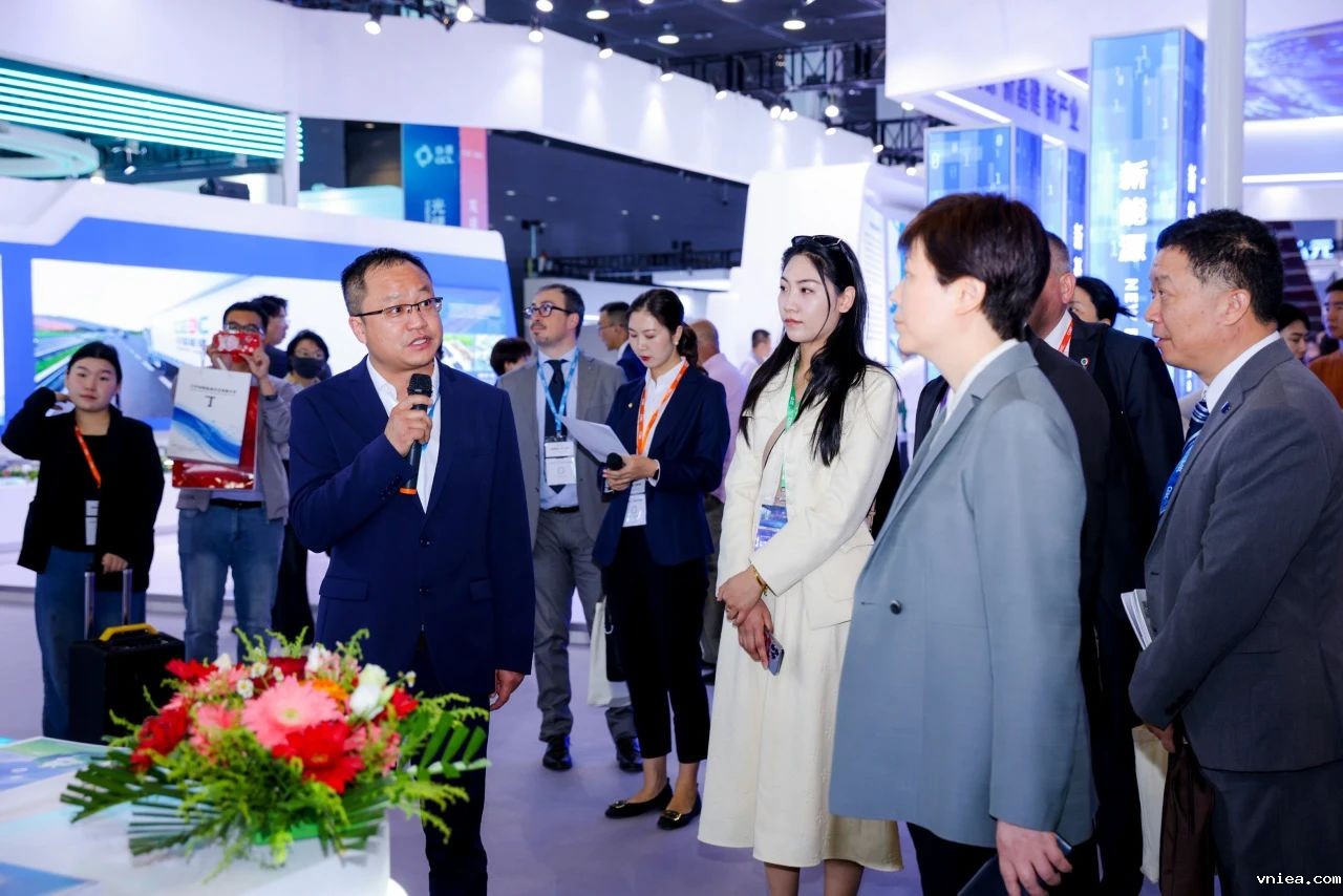 1699492562105436.jpg 1699492562105436.jpg