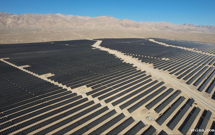 甘肃省张掖市山丹县东乐北滩 10万千万光伏发电项目